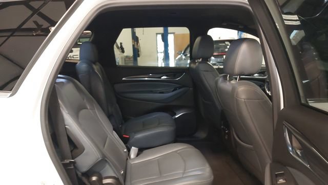 Used 2022 Buick Enclave Essence FWD image 38