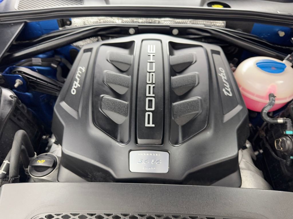 Used 2015 Porsche Macan Turbo image 76