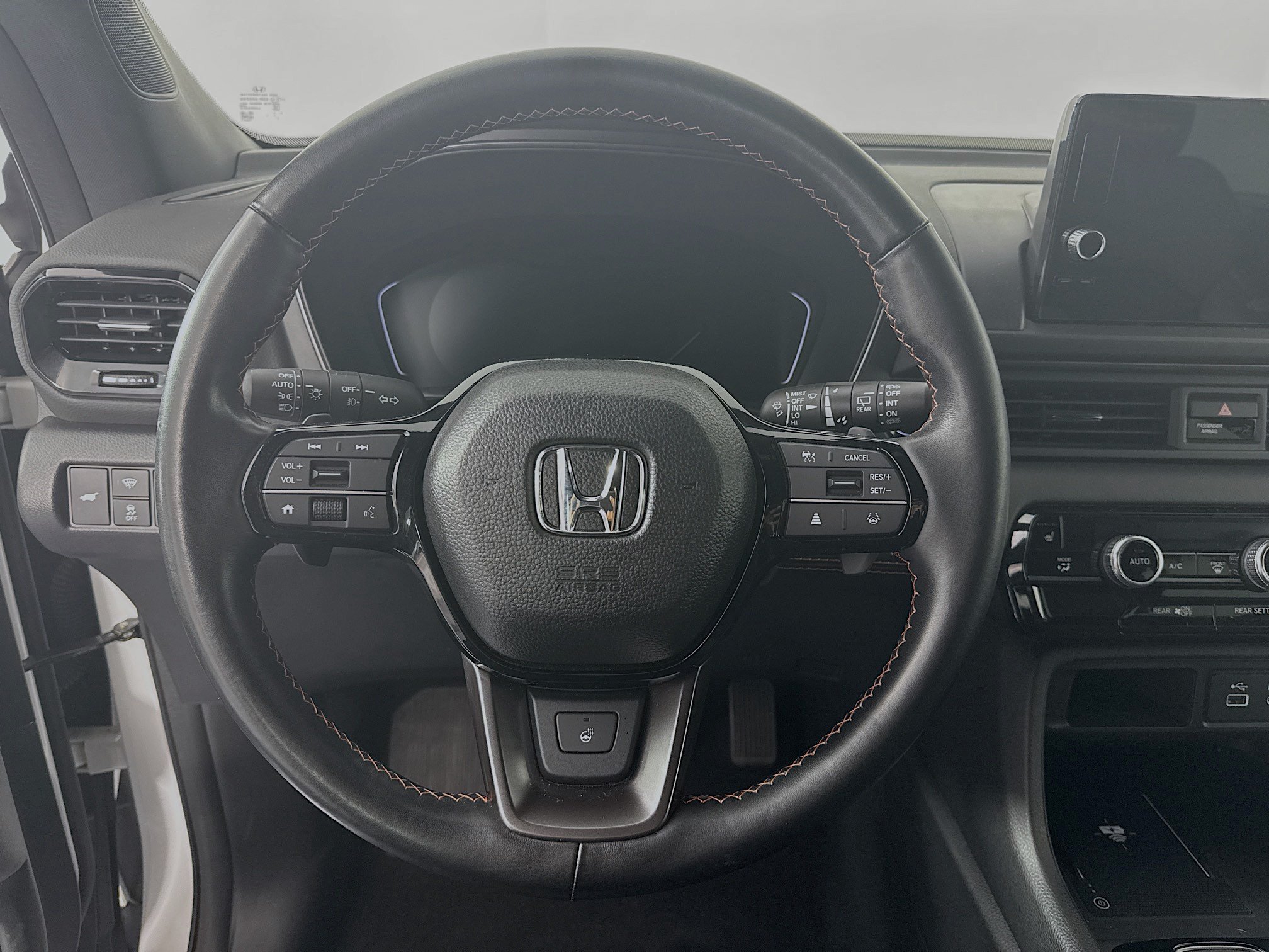 Certified 2023 Honda Pilot TrailSport image 11