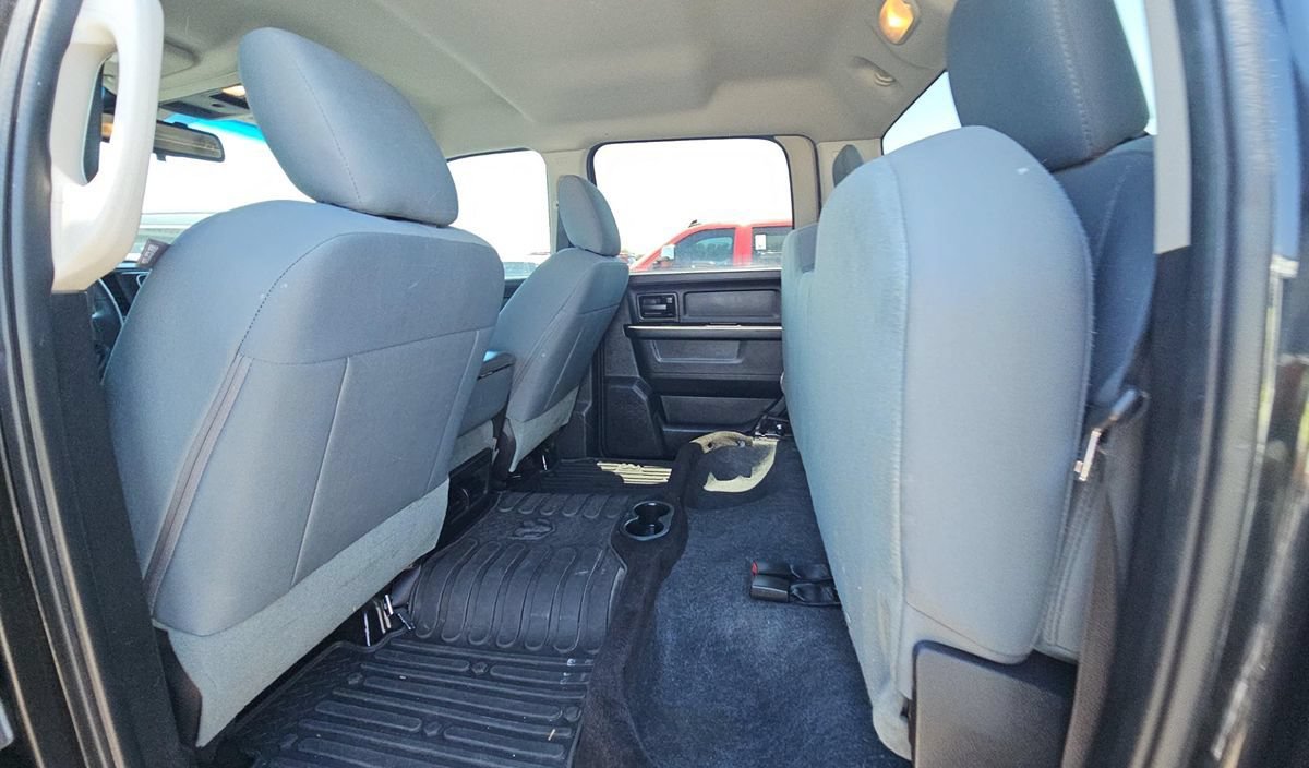 Used 2016 RAM 1500 Express w/ Black Ram 1500 Express Group AWD/4WD image 13