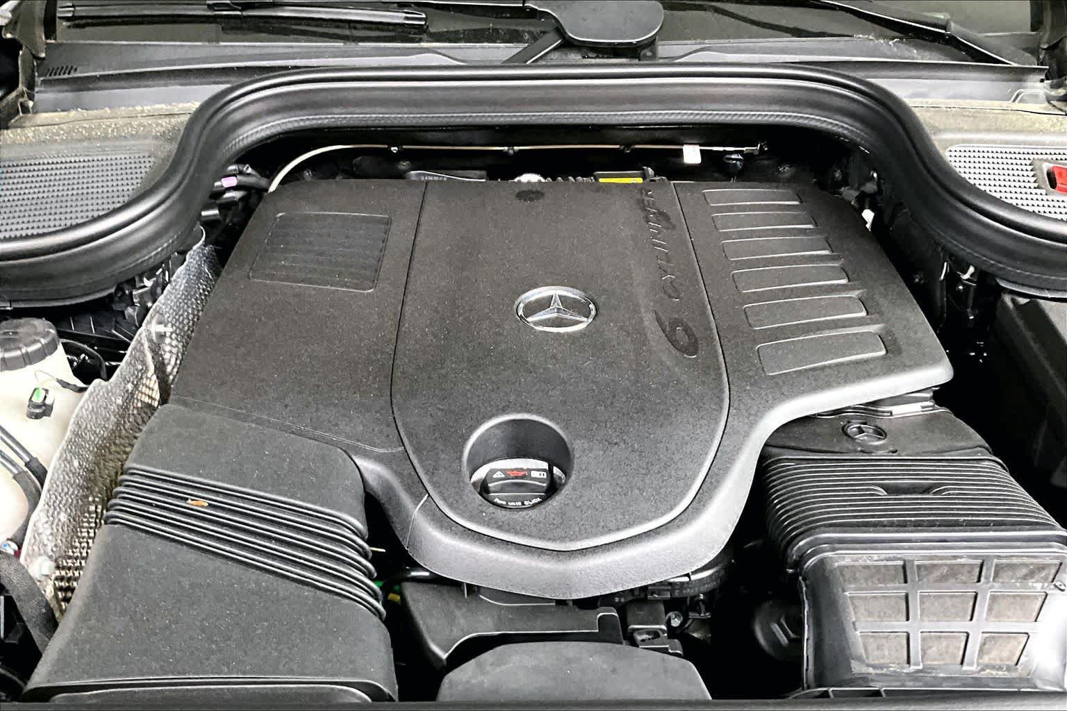 New 2026 Mercedes-Benz GLS 450 4MATIC image 15