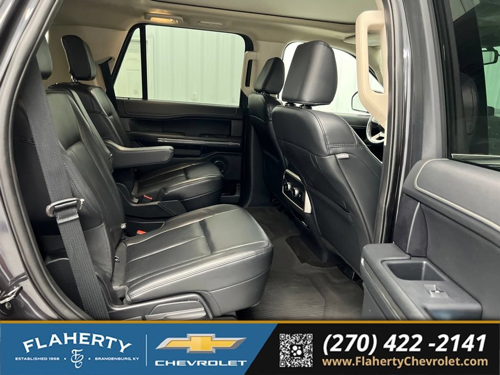 Used 2022 Ford Expedition XLT AWD/4WD image 13