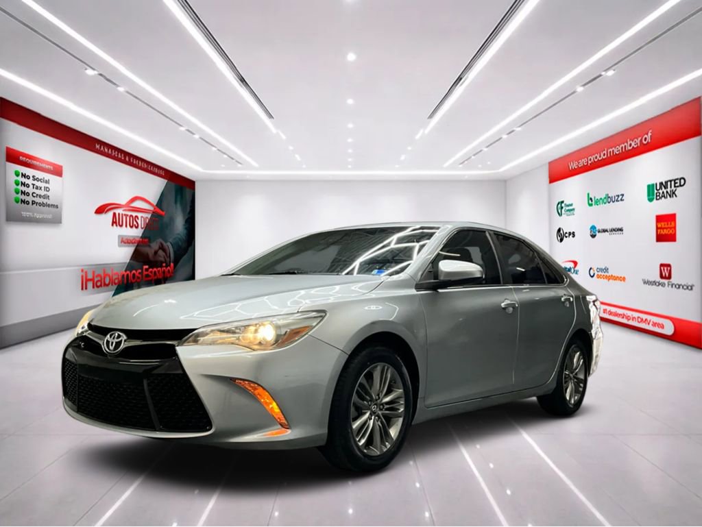 Used 2016 Toyota Camry SE FWD image 3
