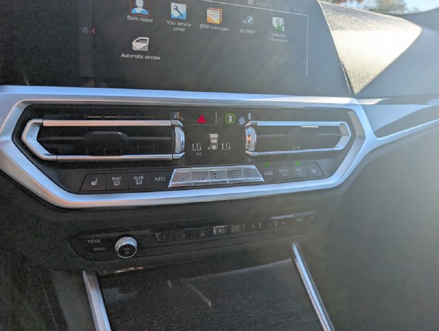 Used 2020 BMW 330i xDrive Sedan w/ Convenience Package AWD/4WD image 24