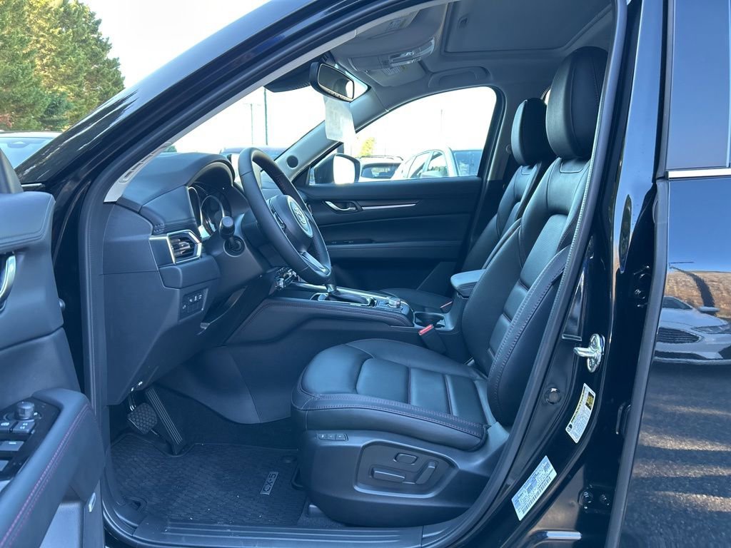New 2025 MAZDA CX-5 Carbon Edition image 15
