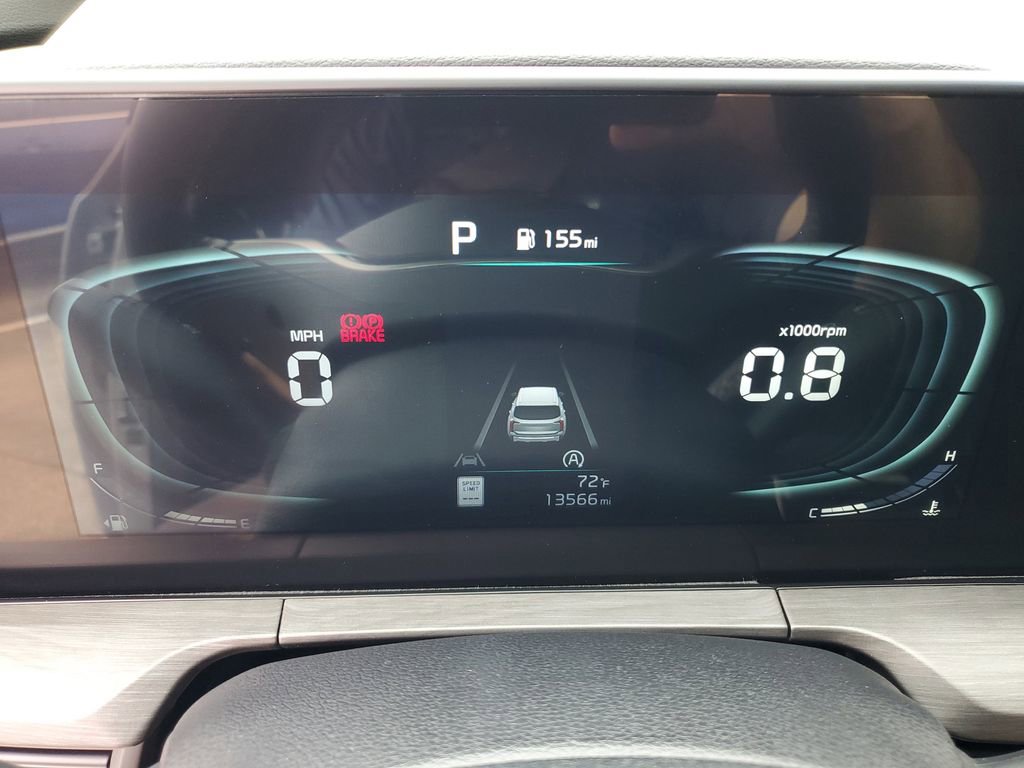 Used 2025 Kia Telluride AWD image 14