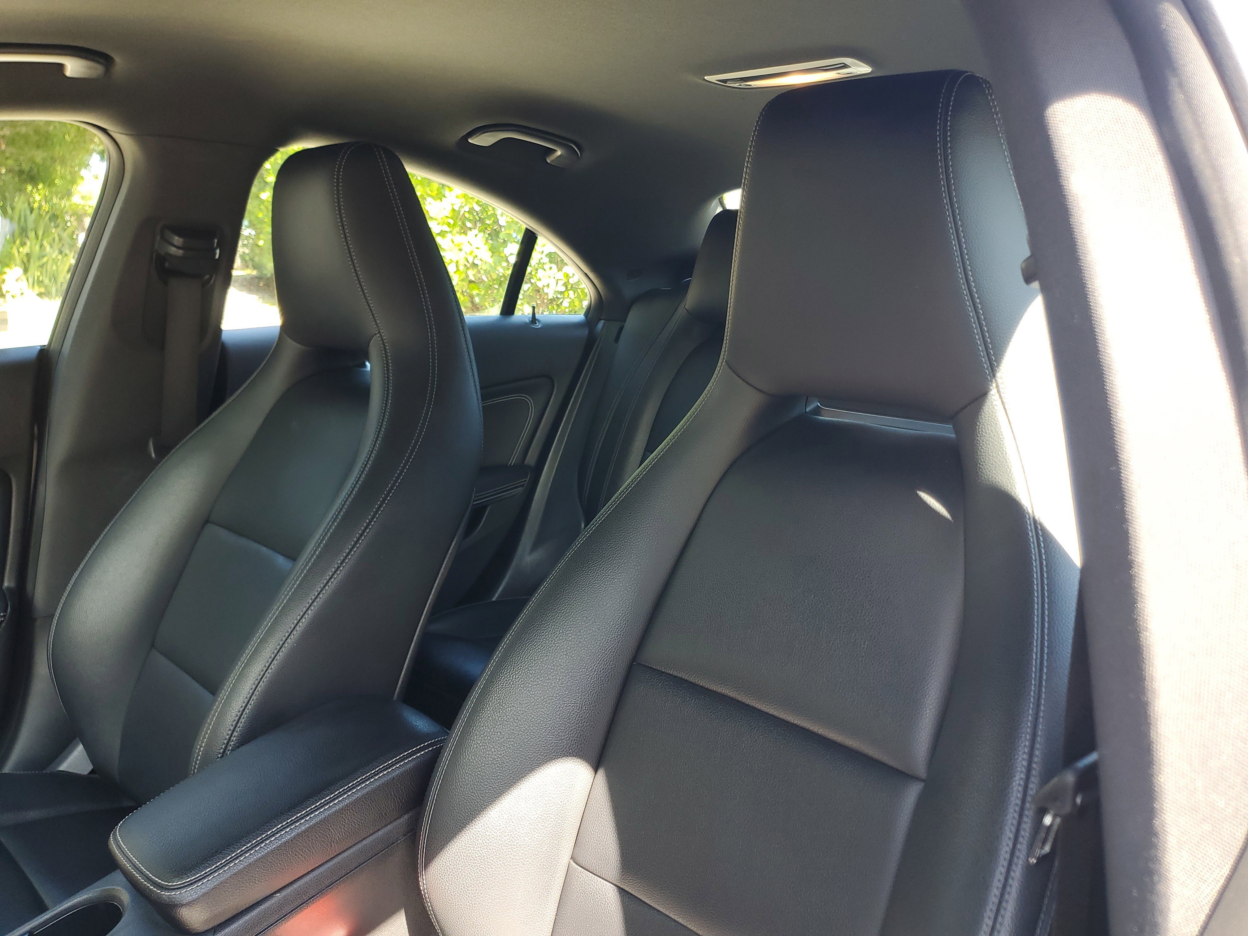 Used 2018 Mercedes-Benz CLA 250 4MATIC image 16