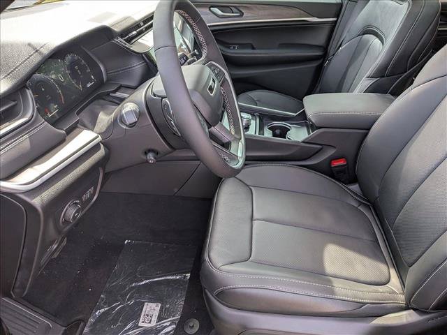 New 2026 Jeep Grand Cherokee Limited AWD/4WD image 4