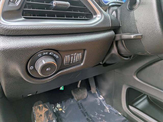 Used 2023 Chrysler Pacifica Pinnacle image 16