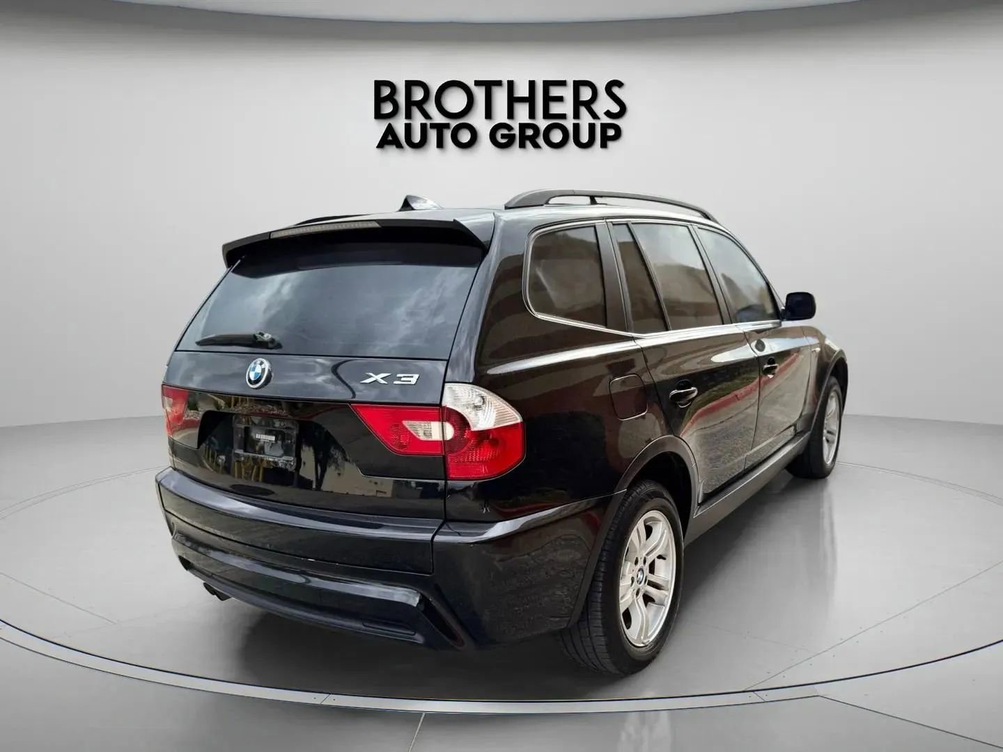 Used 2006 BMW X3 3.0i image 9