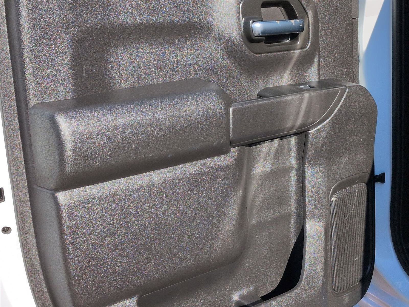 Used 2023 Chevrolet Silverado 1500 Custom image 23