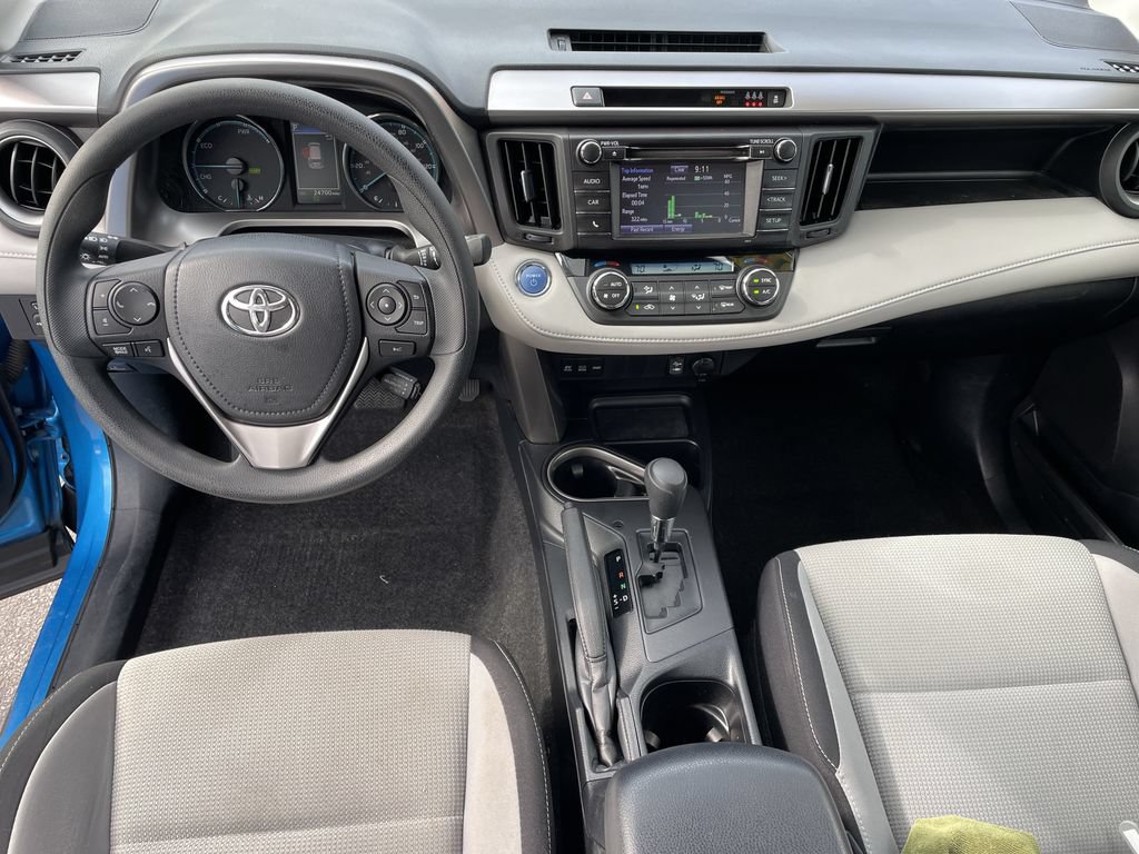 Certified 2018 Toyota RAV4 LE AWD/4WD image 15