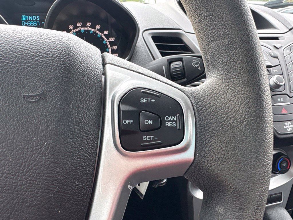 Used 2017 Ford Fiesta SE FWD image 29