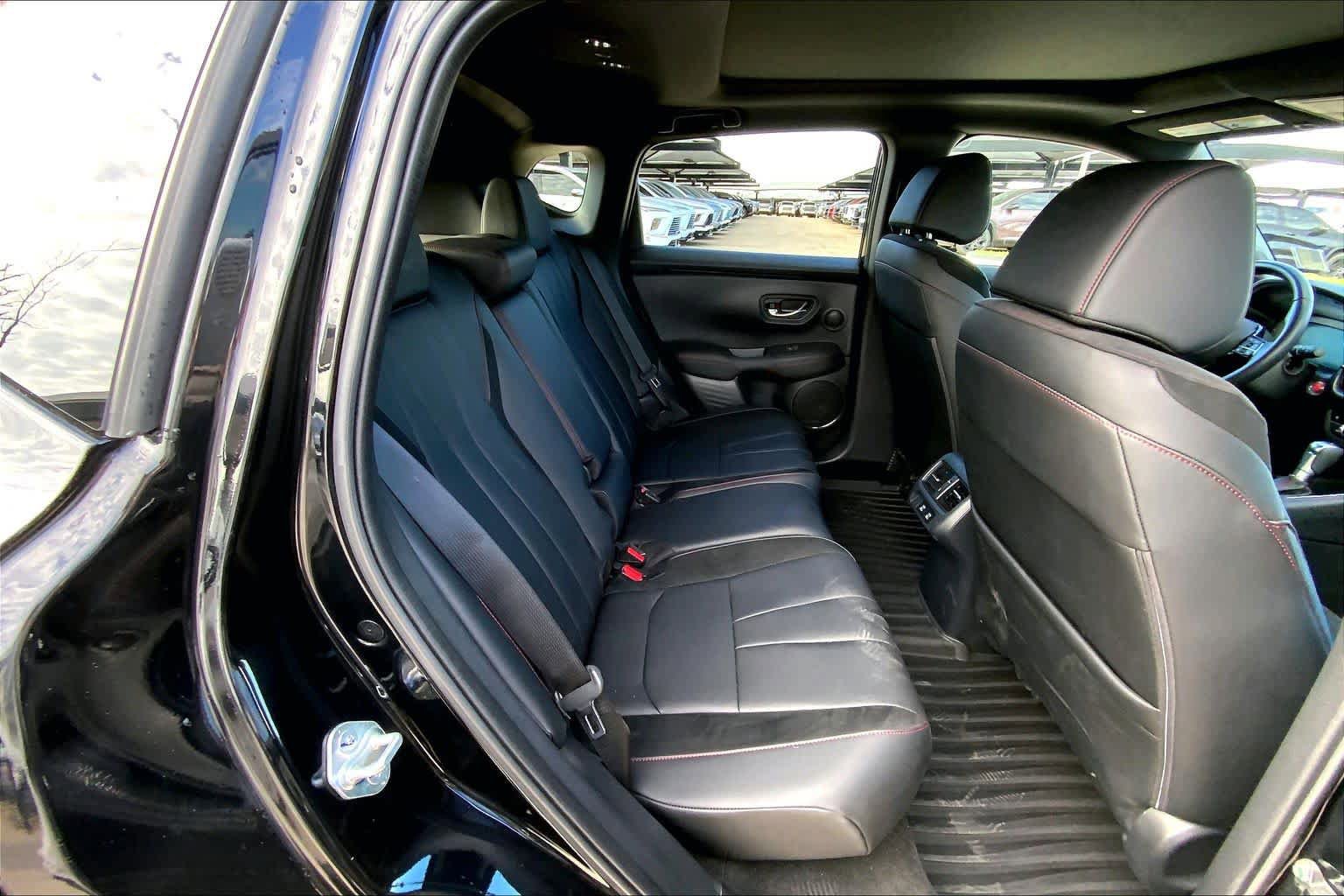 Used 2025 Acura ADX A-Spec image 19