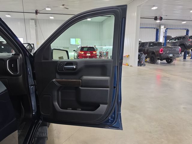 Used 2021 Chevrolet Silverado 1500 LT AWD/4WD image 30