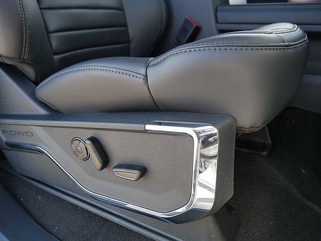 New 2025 Ford F350 Platinum image 34