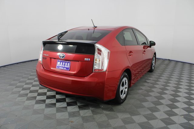 Used 2013 Toyota Prius Two image 25