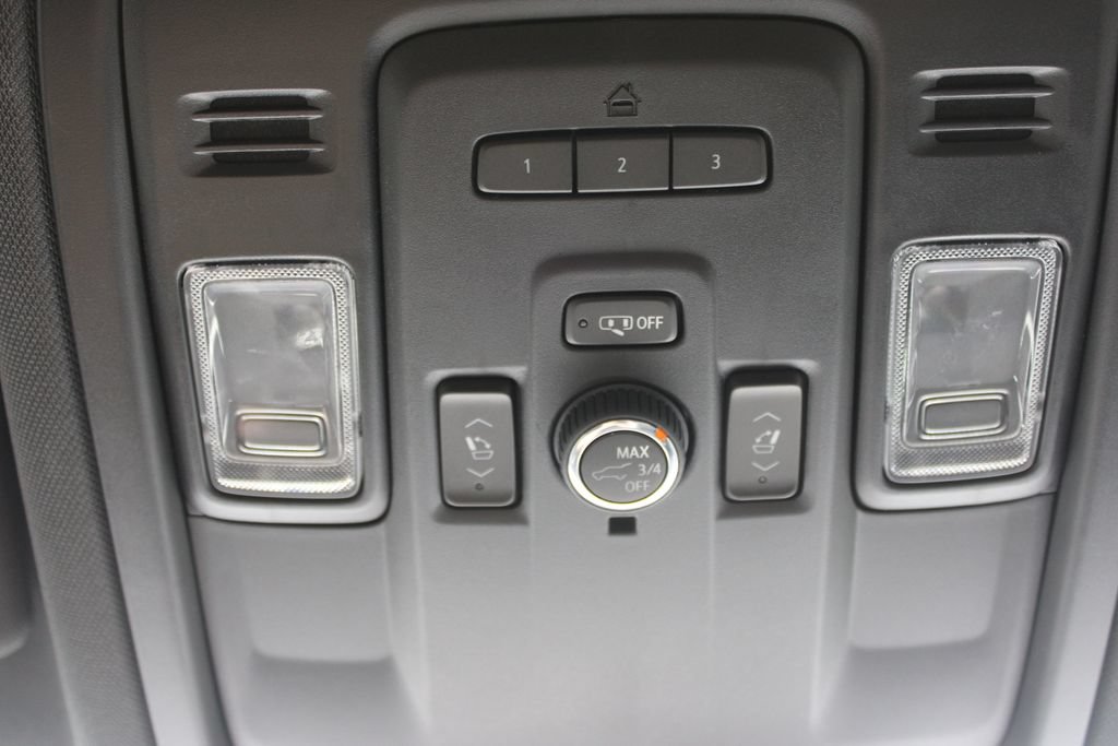 Used 2023 Chevrolet Tahoe RST w/ Luxury Package RWD image 65
