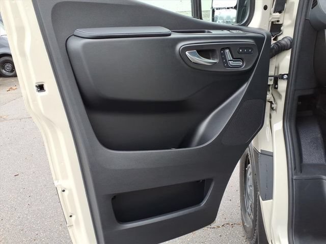 New 2026 Mercedes-Benz Sprinter 2500 image 14