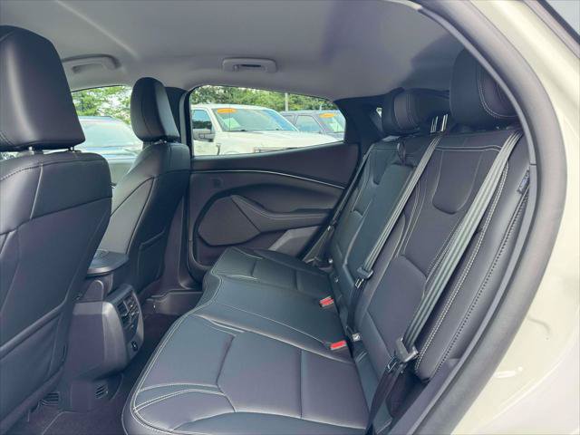 Used 2025 Ford Mustang Mach-E Premium AWD/4WD image 14