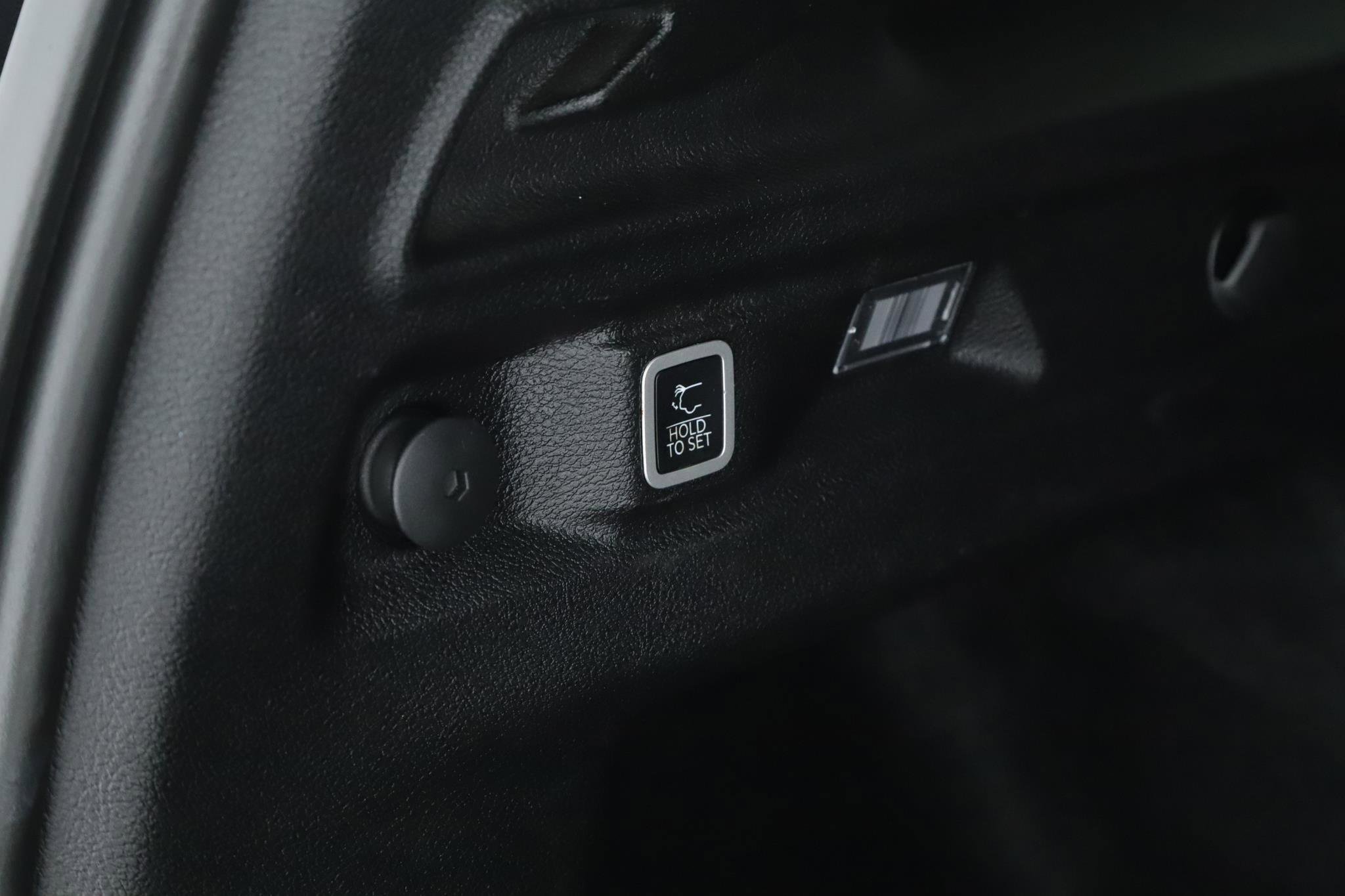 Used 2021 Jeep Grand Cherokee L Limited image 18