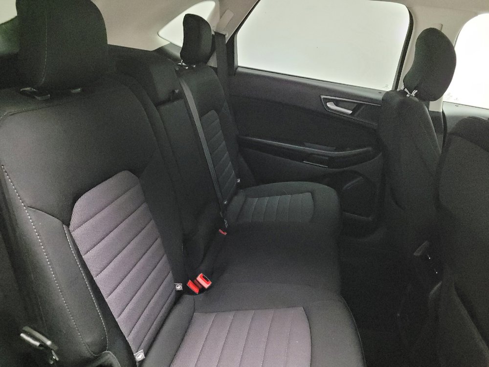 Used 2017 Ford Edge SE AWD/4WD image 19
