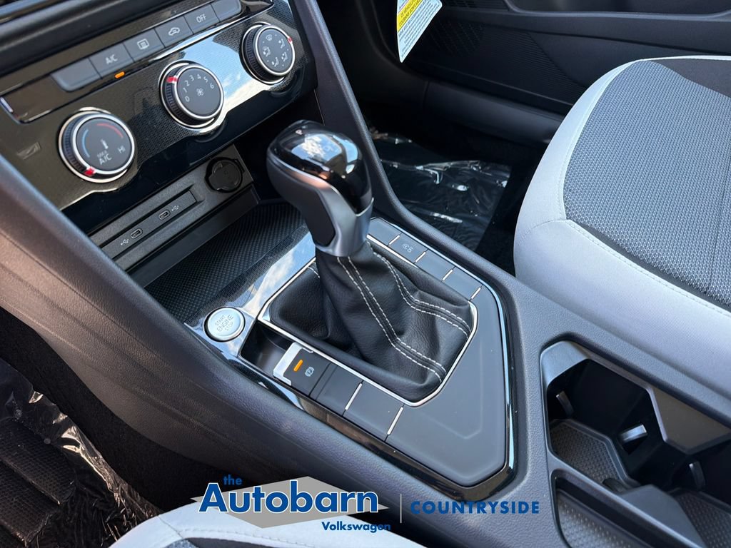New 2026 Volkswagen Taos S FWD image 15