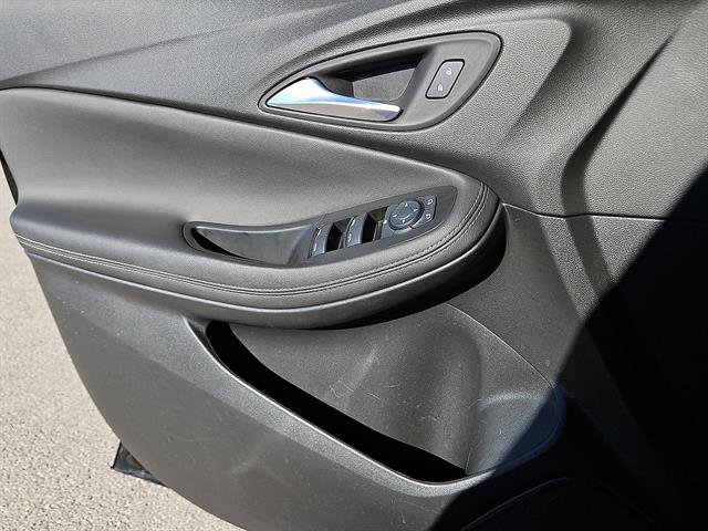 Used 2023 Buick Encore GX Preferred w/ Cold Weather Comfort Package image 13