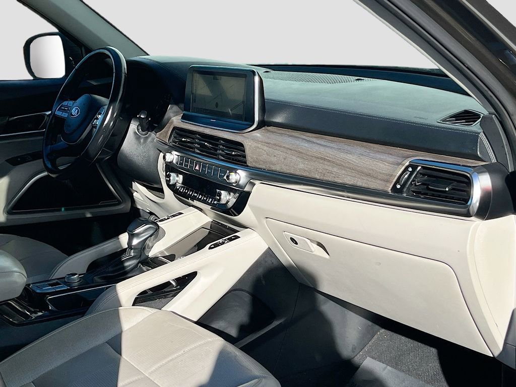 Used 2021 Kia Telluride EX w/ EX Premium Package image 32