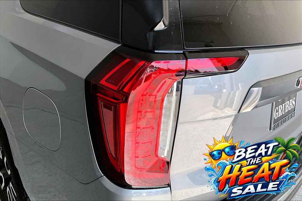 Used 2023 GMC Yukon AT4 AWD/4WD image 37