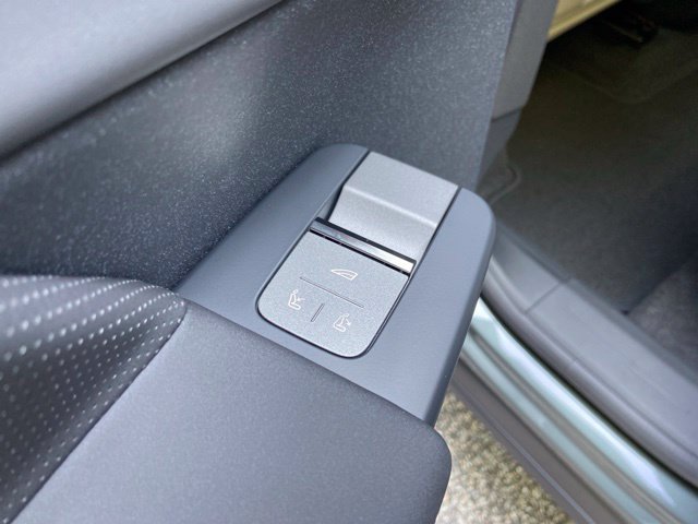 New 2027 Volvo EX60 Ultra AWD/4WD image 17