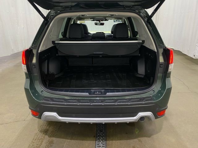 Used 2024 Subaru Forester Touring image 12