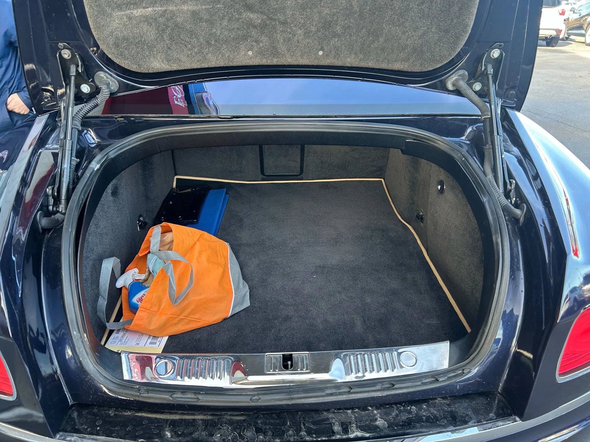 Used 2015 Bentley Flying Spur V8 image 26