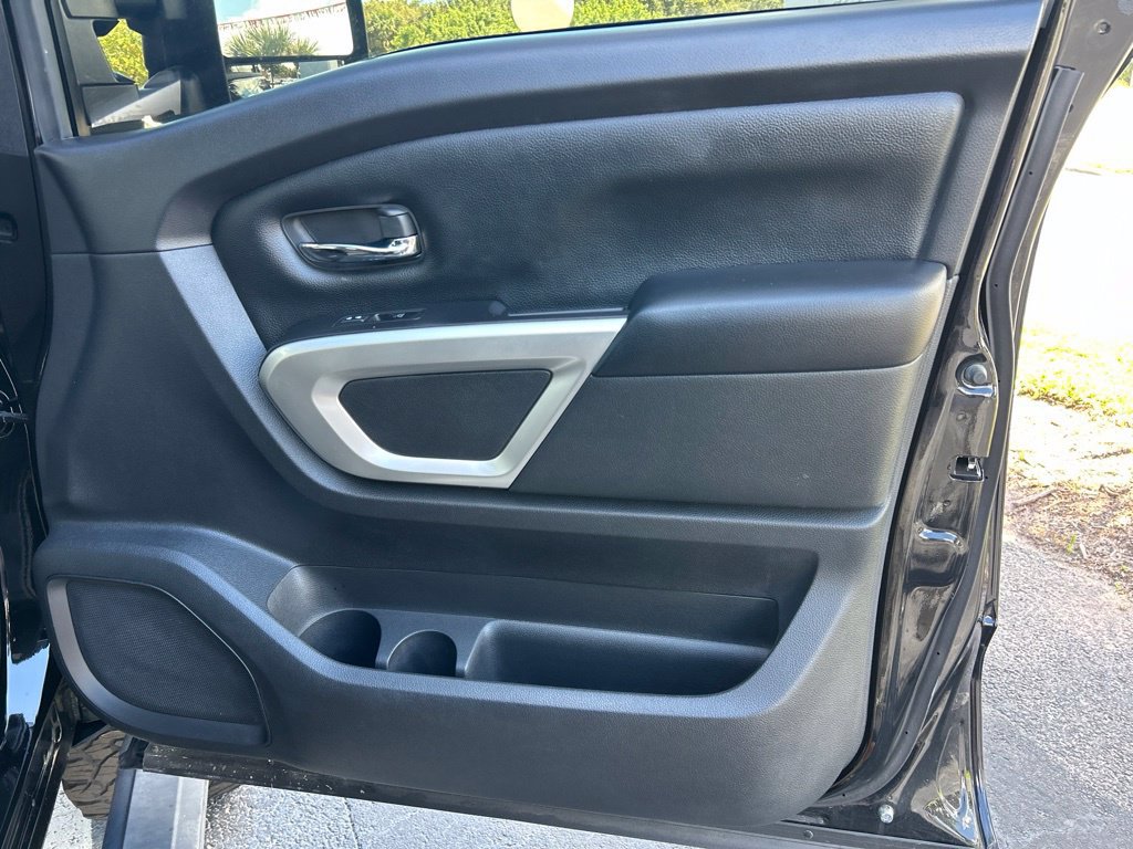 Used 2021 Nissan Titan SV w/ SV Convenience Package AWD/4WD image 41