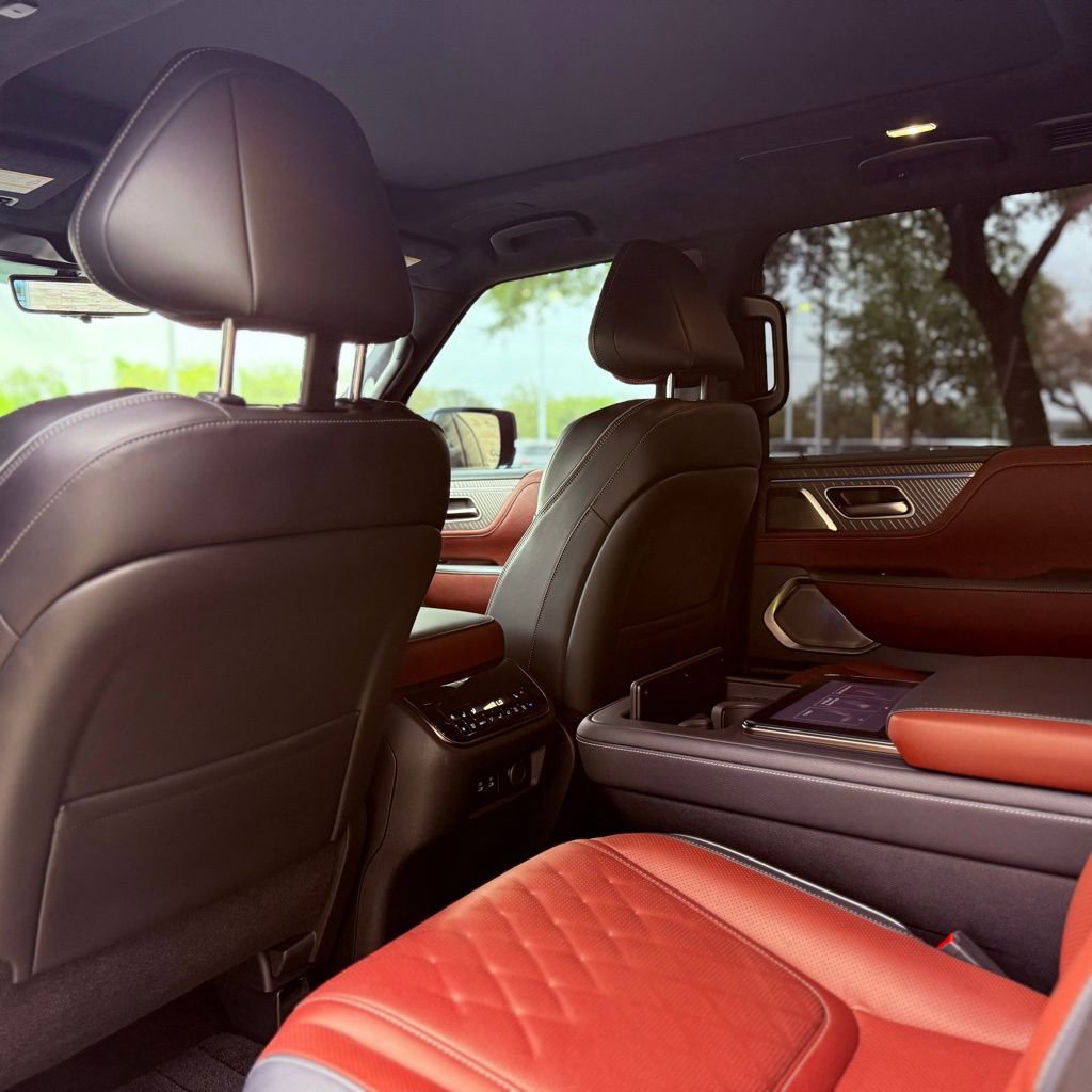 Used 2025 INFINITI QX80 Autograph image 30