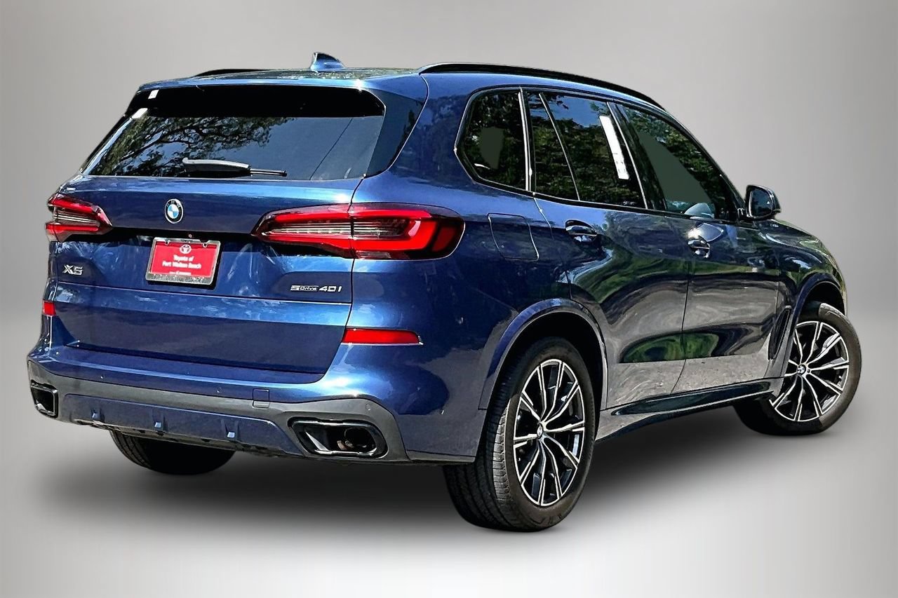 Used 2022 BMW X5 sDrive40i w/ M Sport Package RWD image 5