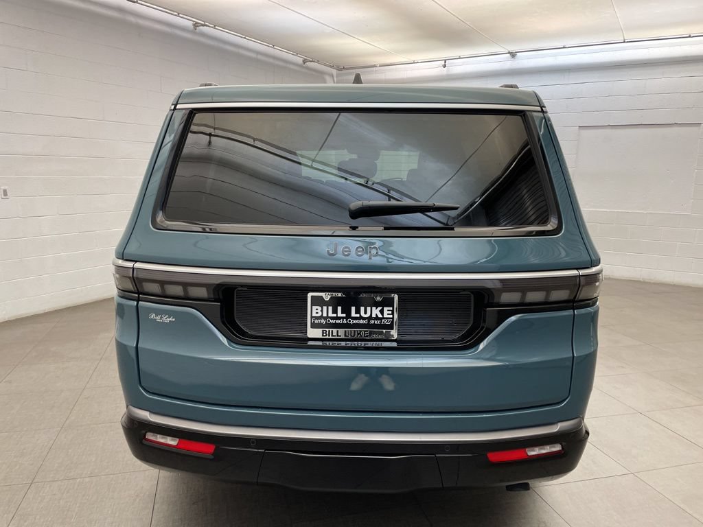 New 2026 Jeep Grand Wagoneer 2WD image 5