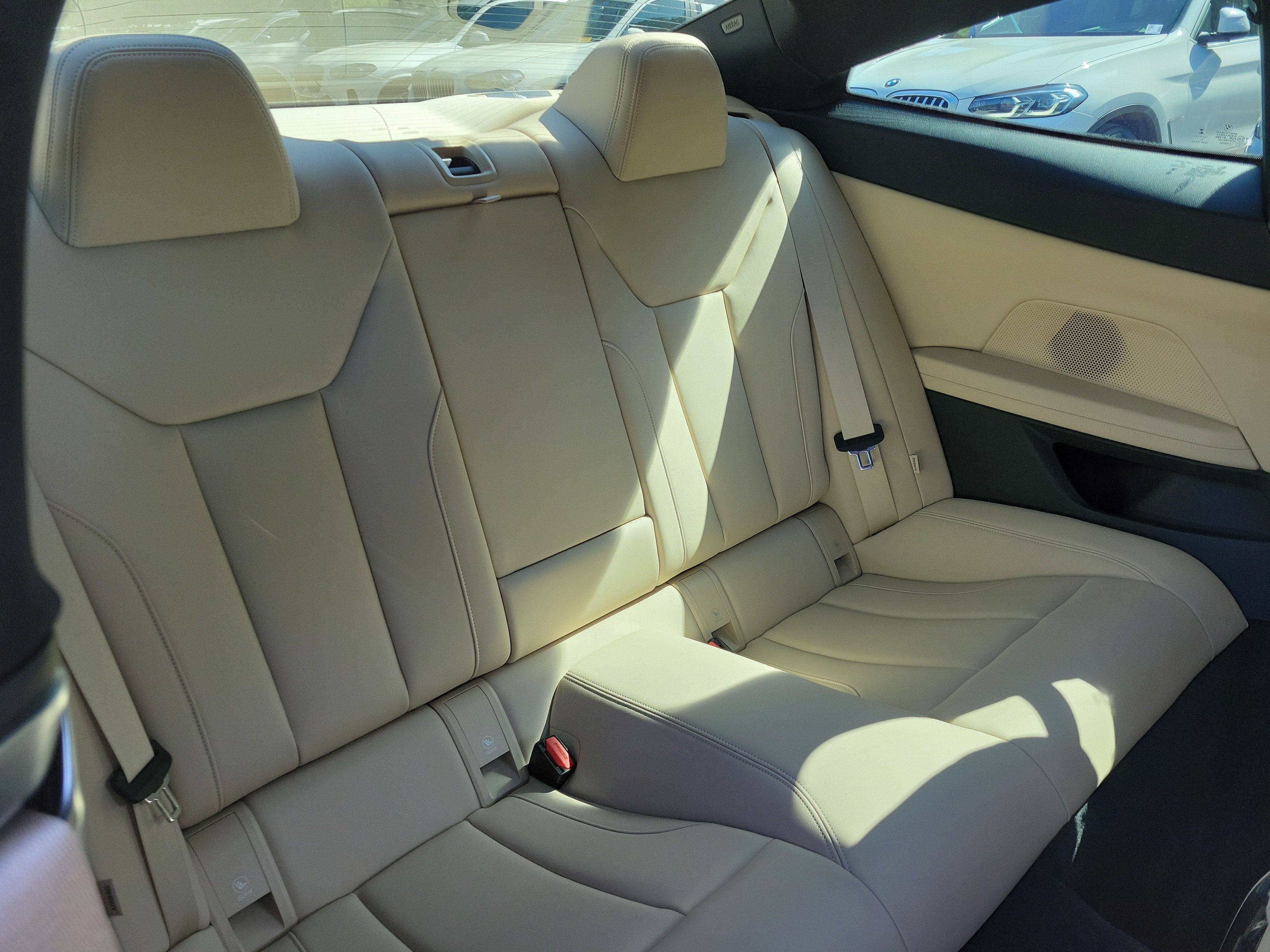 Used 2021 BMW 430i Coupe w/ Convenience Package RWD image 10