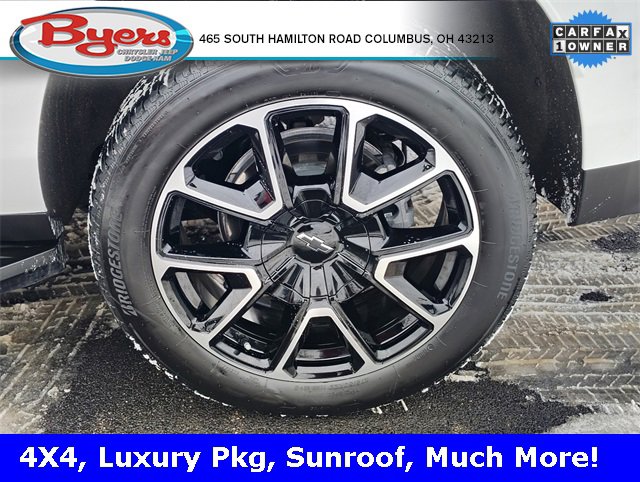 Used 2024 Chevrolet Suburban RST w/ Luxury Package image 6