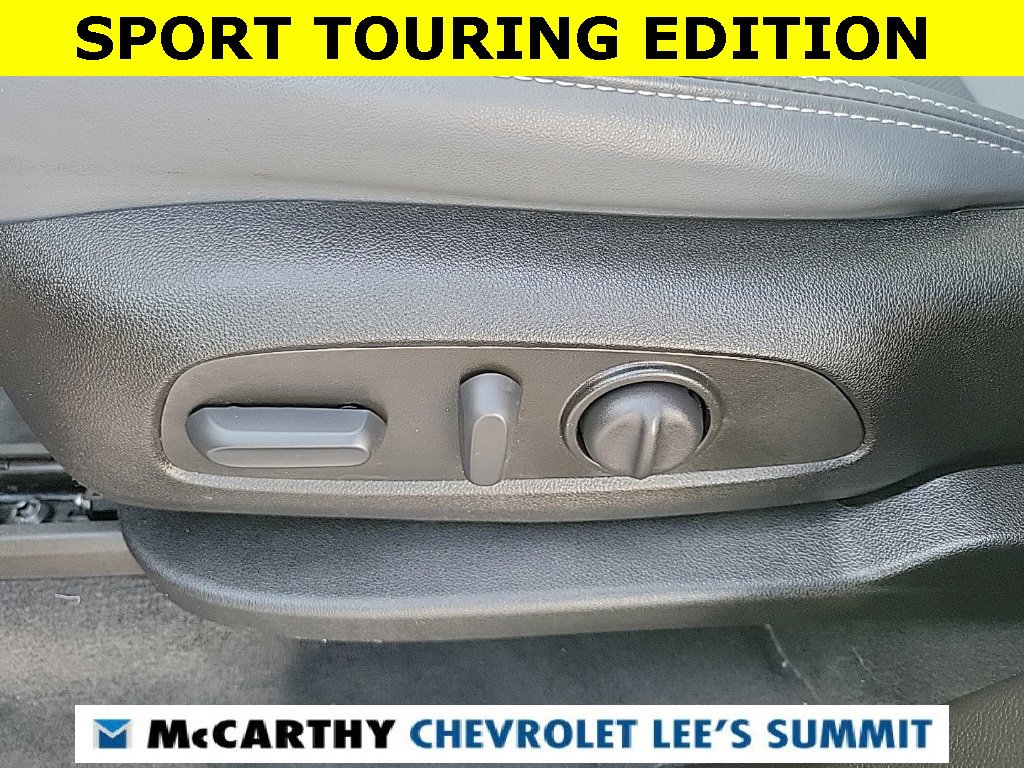 Used 2023 Buick Enclave Essence w/ Experience Buick Package image 32