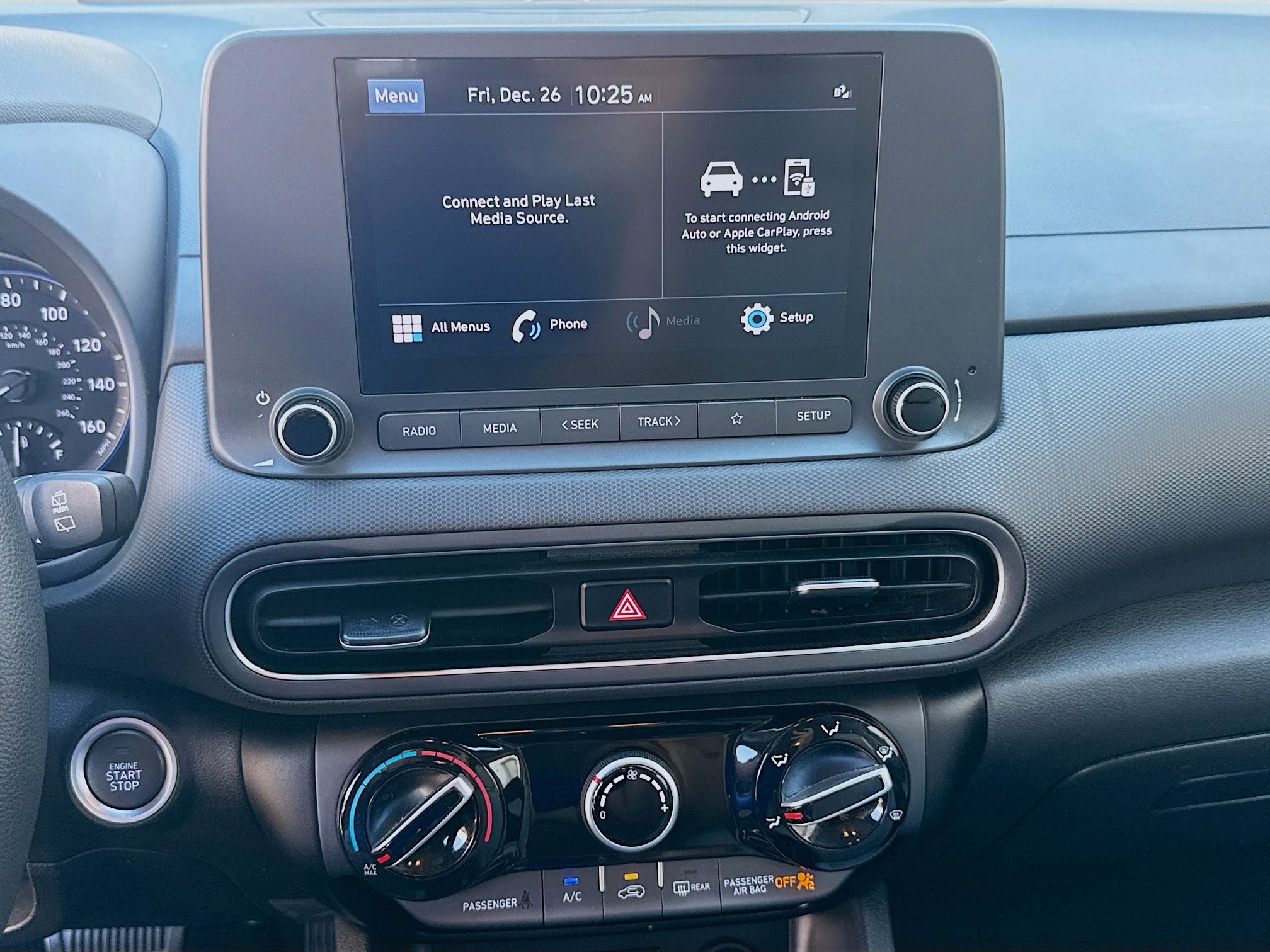 Used 2023 Hyundai Kona SEL image 10