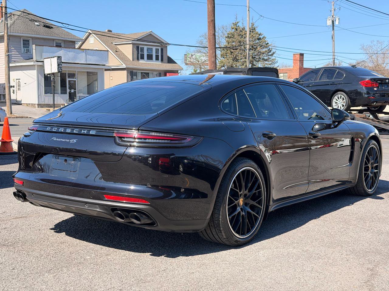 Used 2018 Porsche Panamera 4S image 5