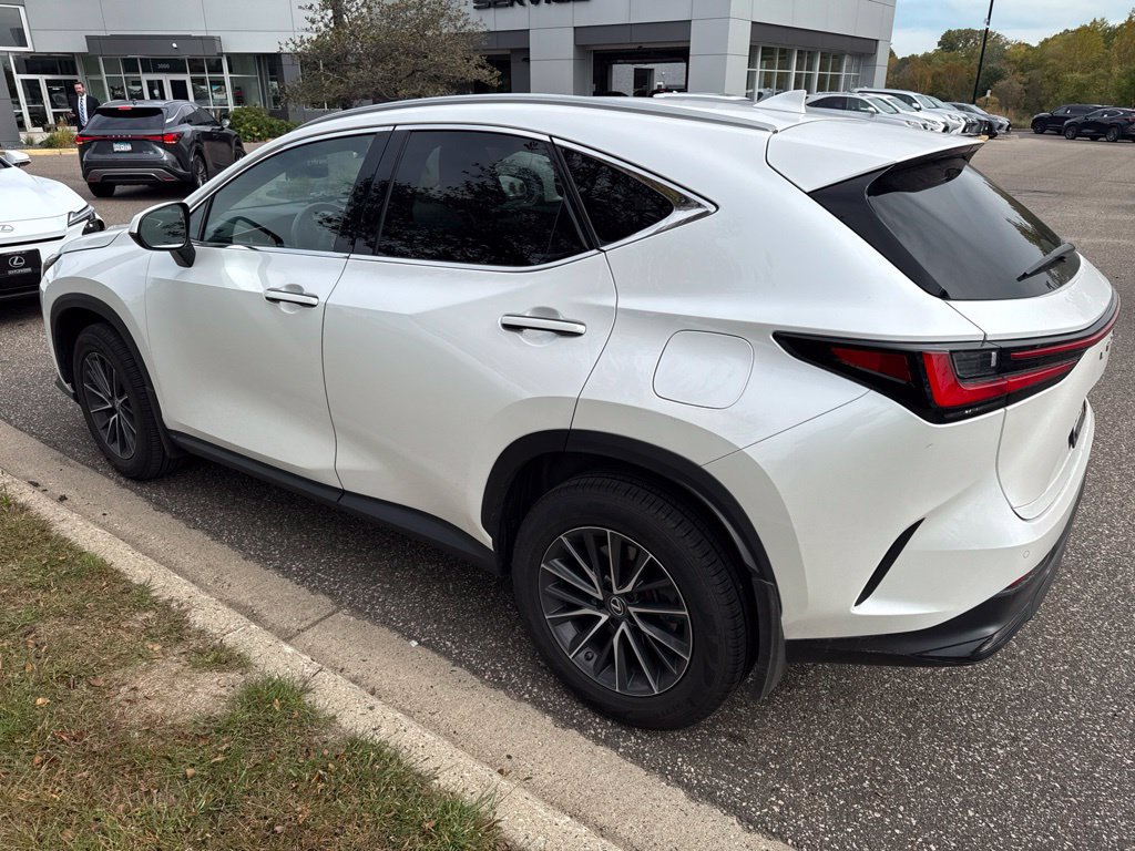 Used 2022 Lexus NX 350 AWD image 3