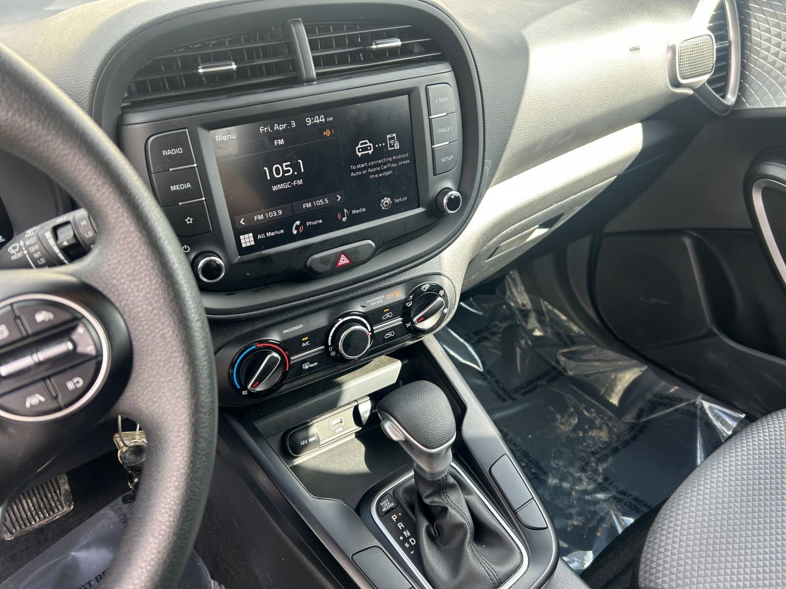 Used 2025 Kia Soul LX w/ LX Technology Package image 17