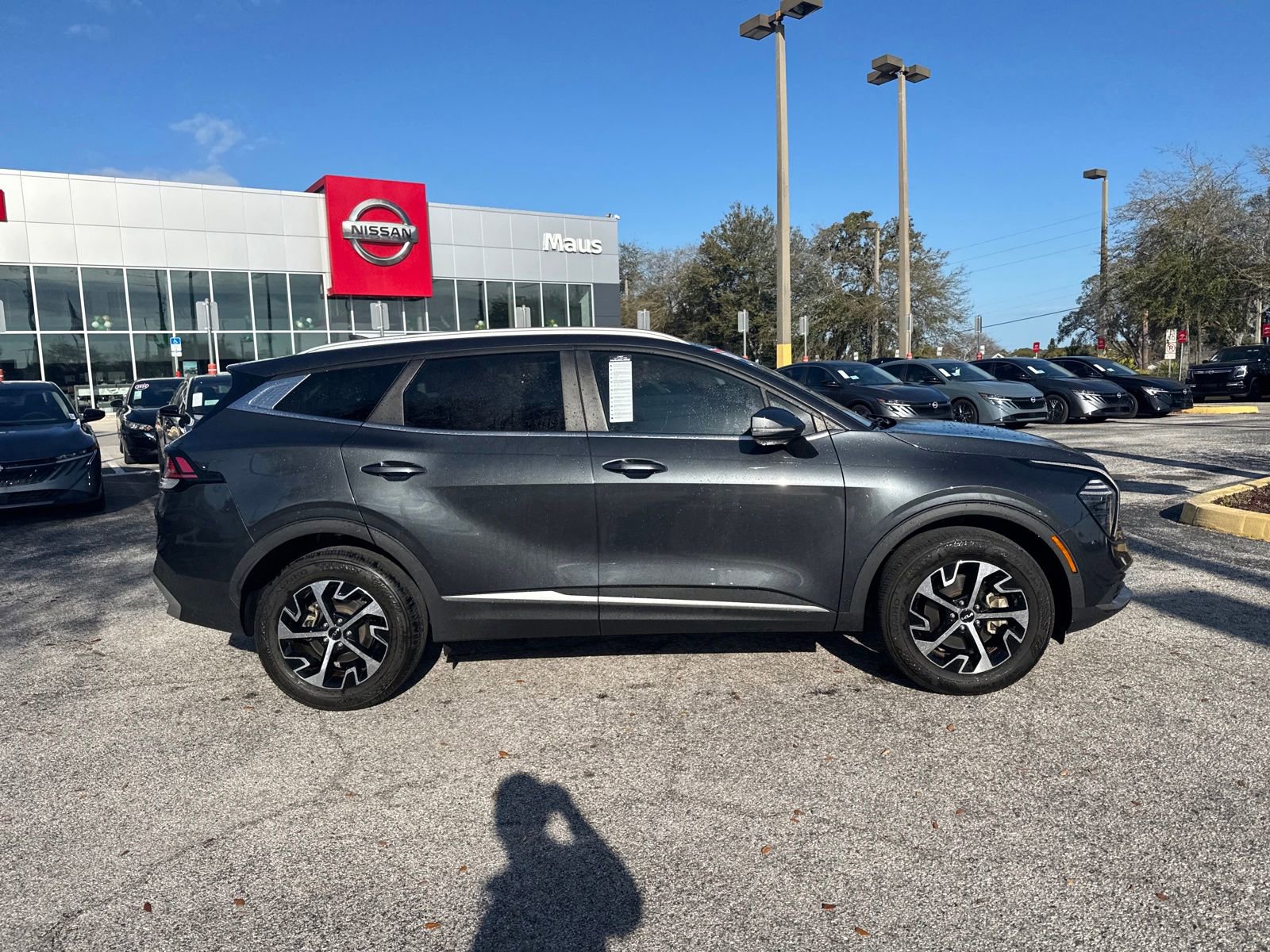 Used 2024 Kia Sportage EX image 5