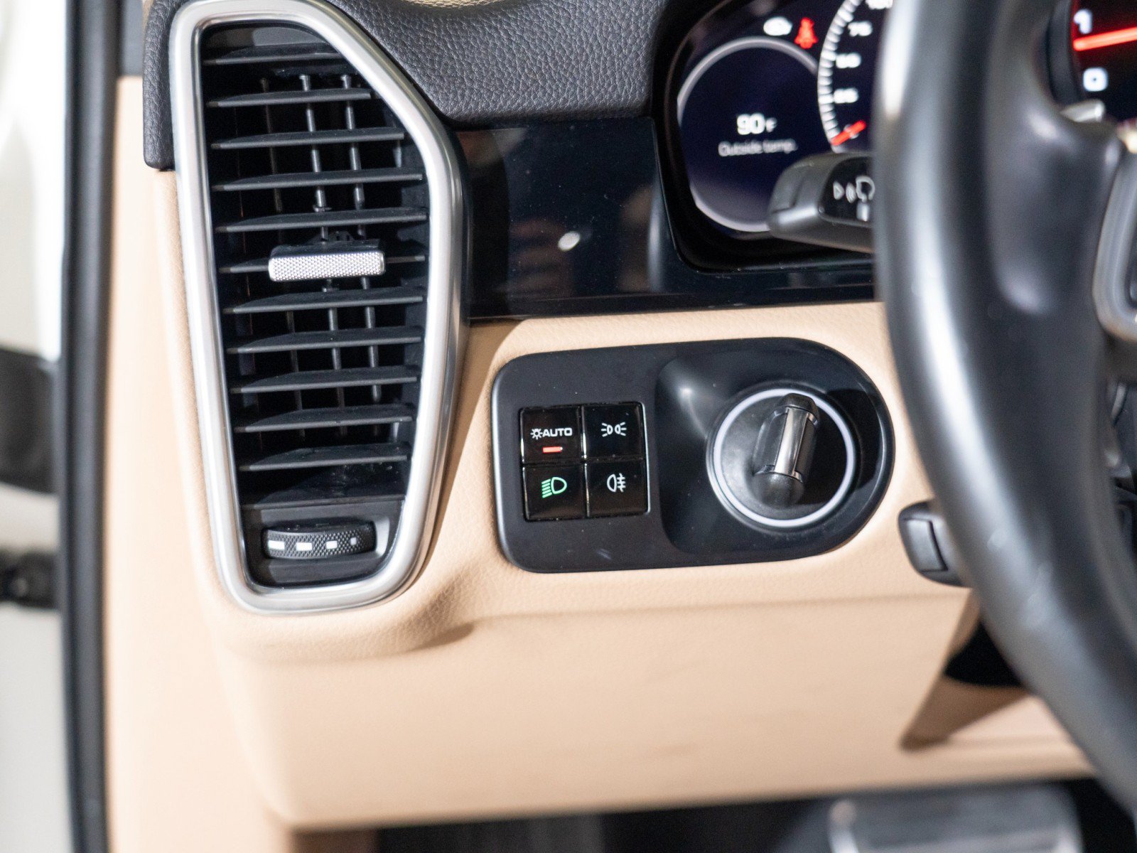 Certified 2021 Porsche Cayenne S AWD/4WD image 24