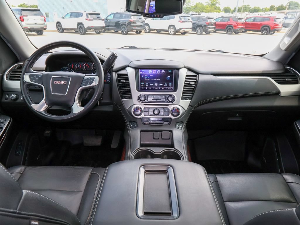 Used 2018 GMC Yukon SLT AWD/4WD image 15