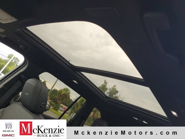 New 2026 Buick Enclave Sport Touring w/ Power Package FWD image 10