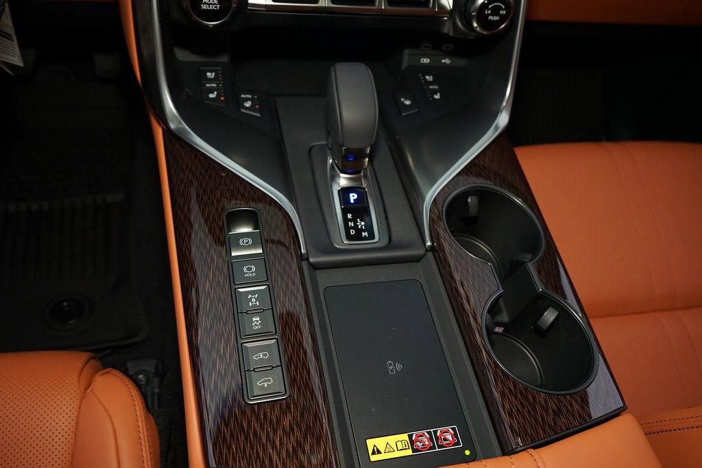 Used 2026 Lexus LX 700h Ultra Luxury image 19