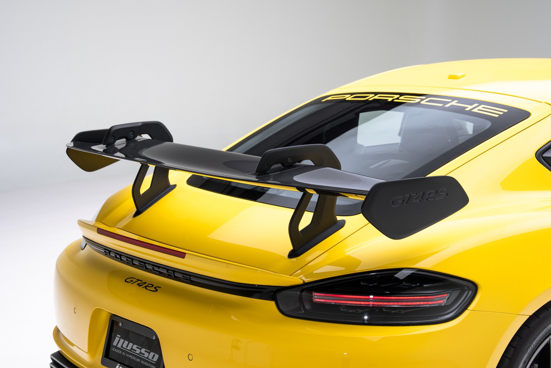 Used 2024 Porsche 718 Cayman GT4 RS RWD image 33